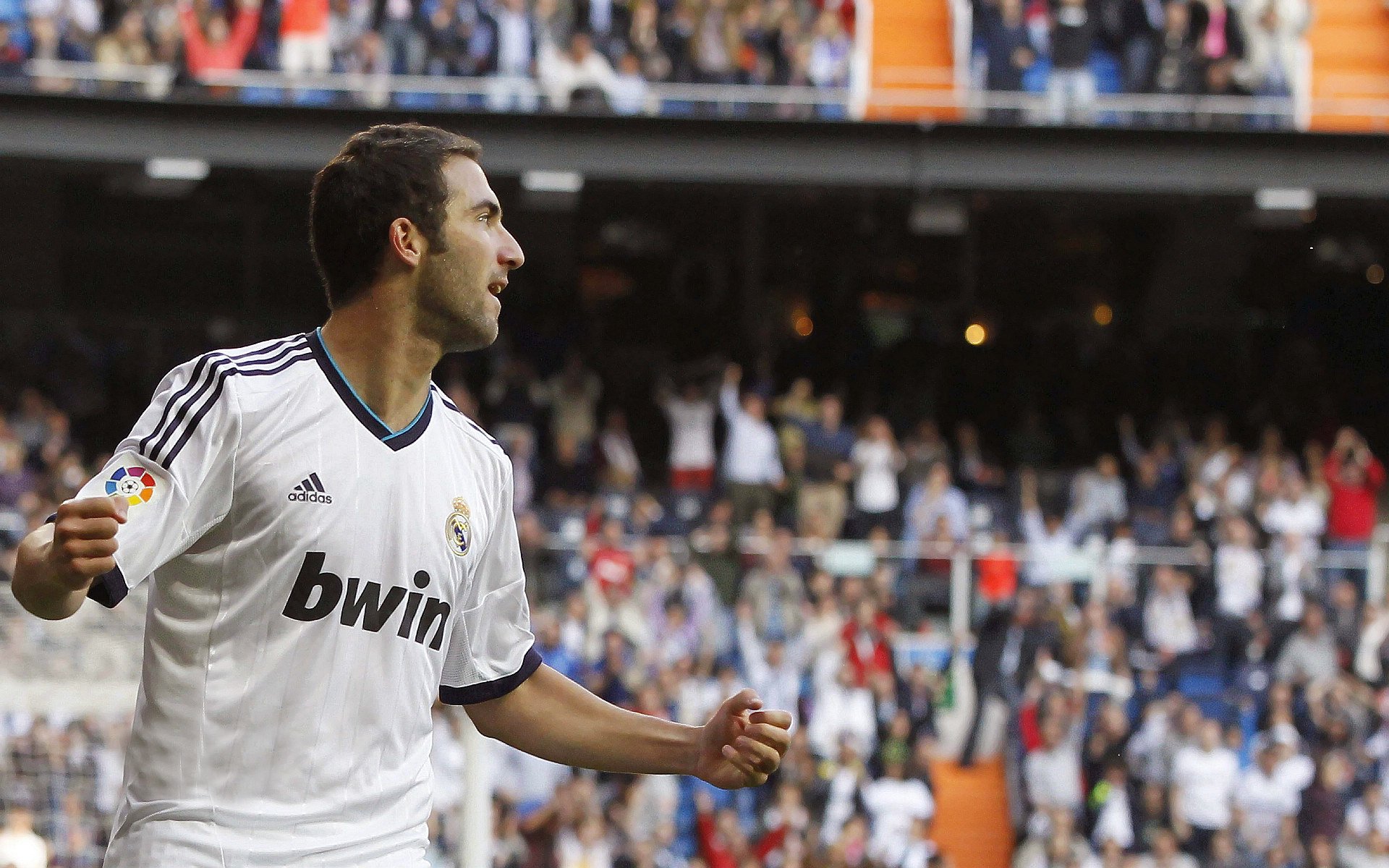 开云网址入口-探秘欧冠“神秘”战术：球队为何总能逆转？，欧冠为什么扩军